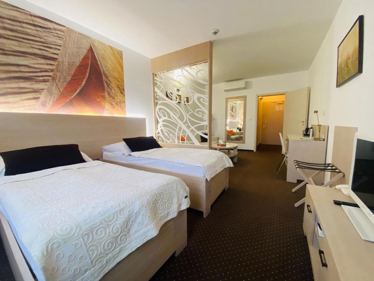 Hotel Slameny Dom & Spa Malá Ida Εξωτερικό φωτογραφία