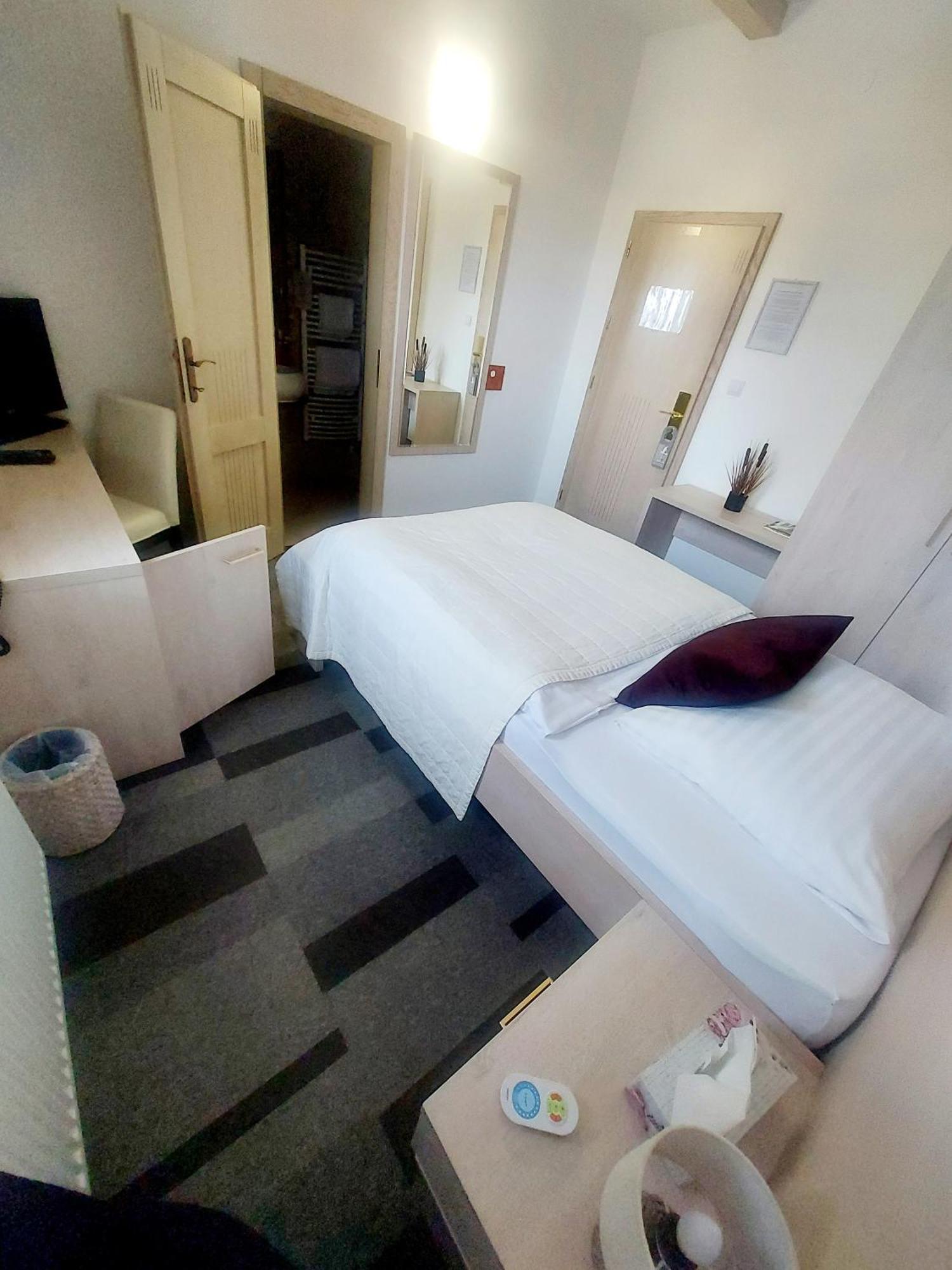 Hotel Slameny Dom & Spa Malá Ida Δωμάτιο φωτογραφία