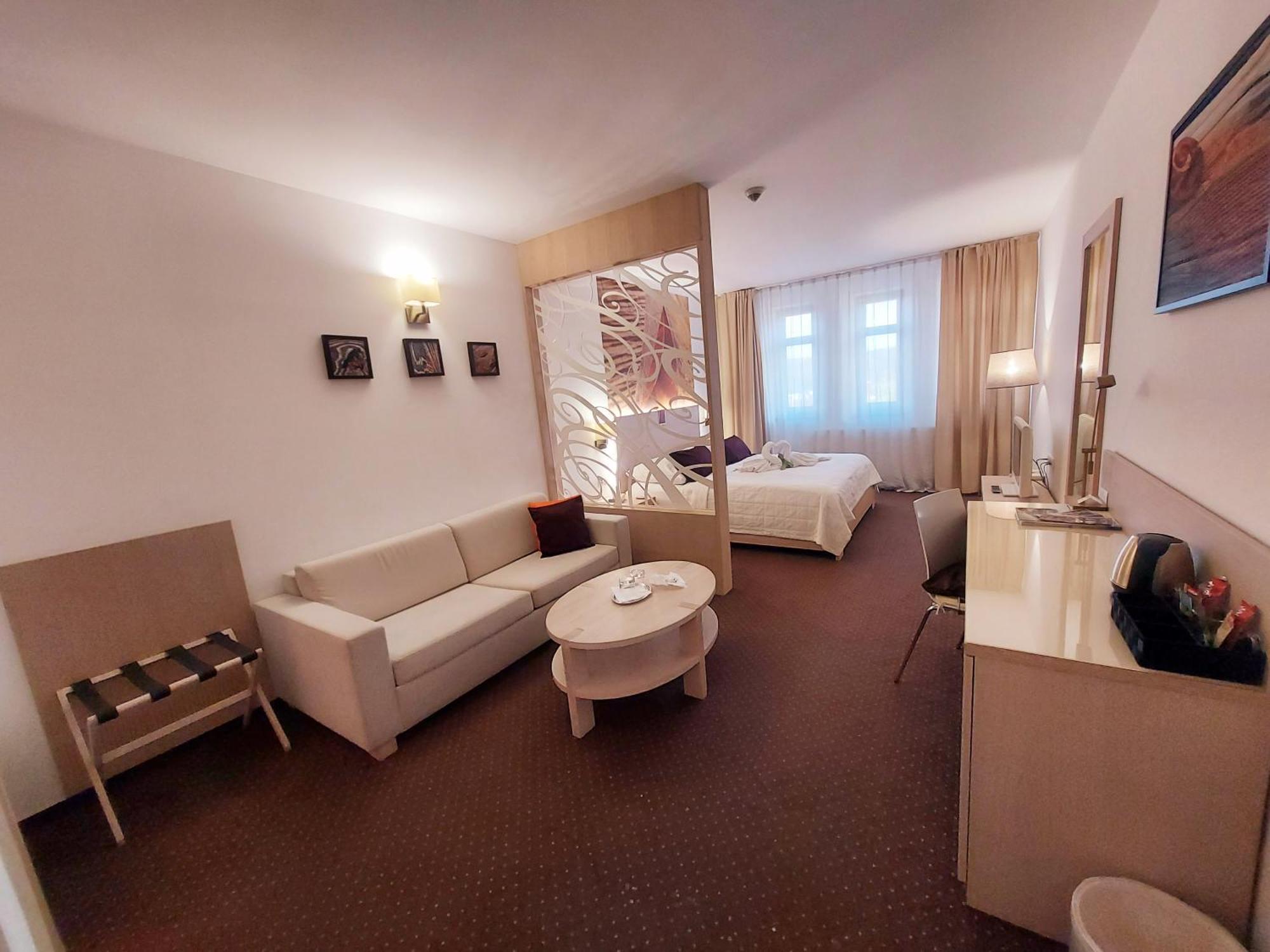 Hotel Slameny Dom & Spa Malá Ida Εξωτερικό φωτογραφία